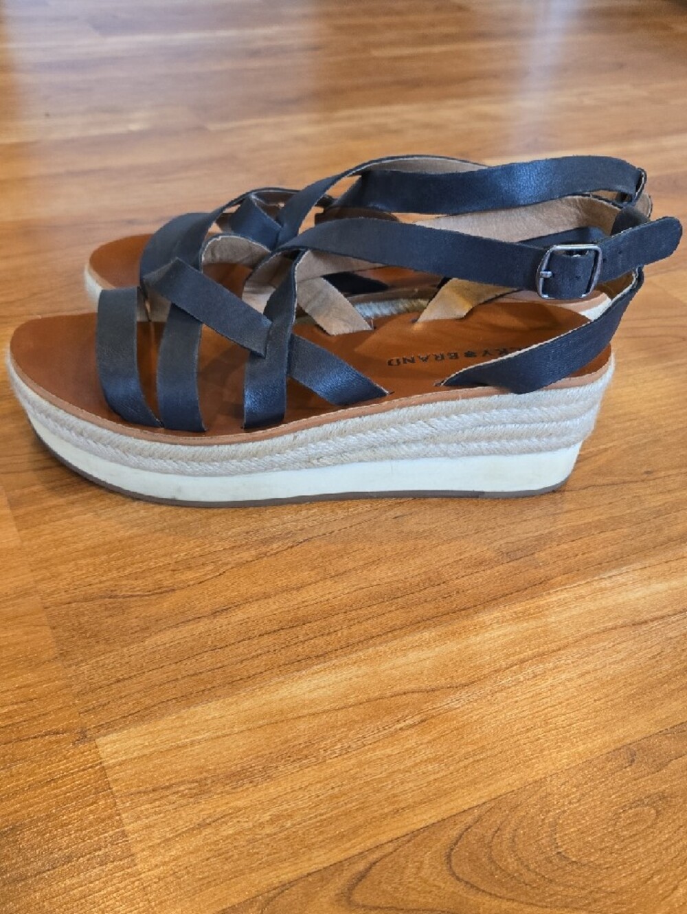 Lucky Brand Black Strappy Platform Espadrille Sandals - Picture 3 of 5